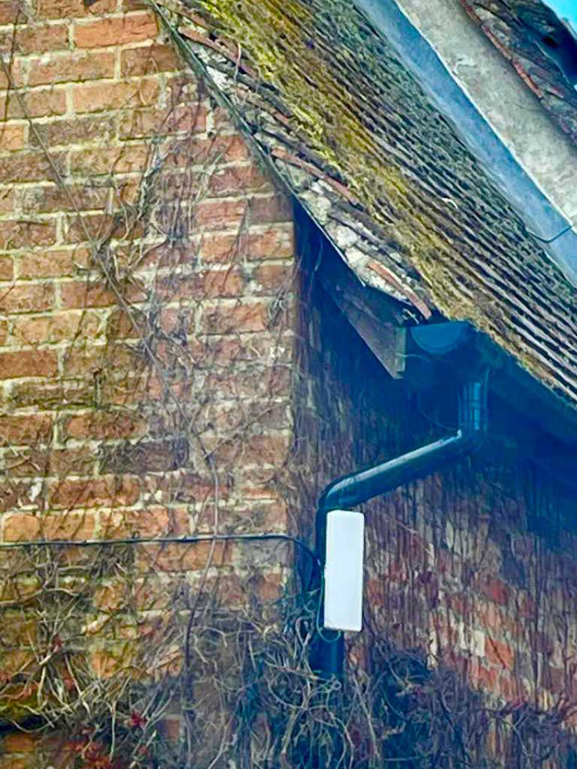 WiFi Extensions for Large Homes